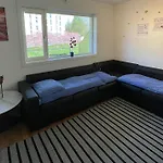 83m2-3 Sleeping Rooms-2 Balconies-direct Traffic To Airport And Tourist Places * Bergen