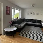 Appartement 83m2-3 Sleeping Rooms-2 Balconies-direct Traffic To Airport And Tourist Places *