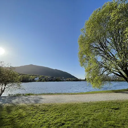 Apartment 83m2-3 Sleeping Rooms-2 Balconies-direct Traffic To Airport And Tourist Places