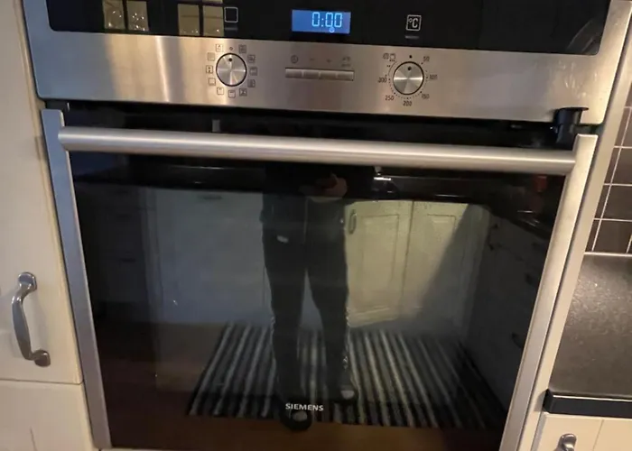 Apartment 83m2-3 Sleeping Rooms-2 Balconies-direct Traffic To Airport And Tourist Places Bergen