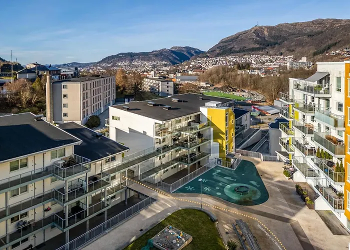 83m2-3 Sleeping Rooms-2 Balconies-direct Traffic To Airport And Tourist Places Appartement