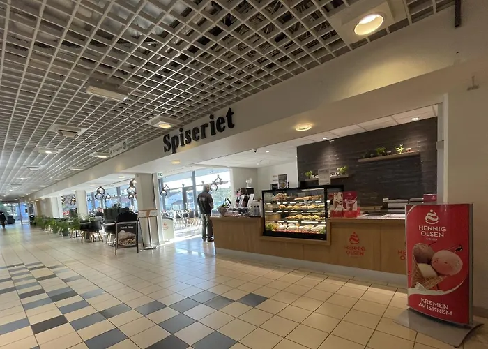 83m2-3 Sleeping Rooms-2 Balconies-direct Traffic To Airport And Tourist Places